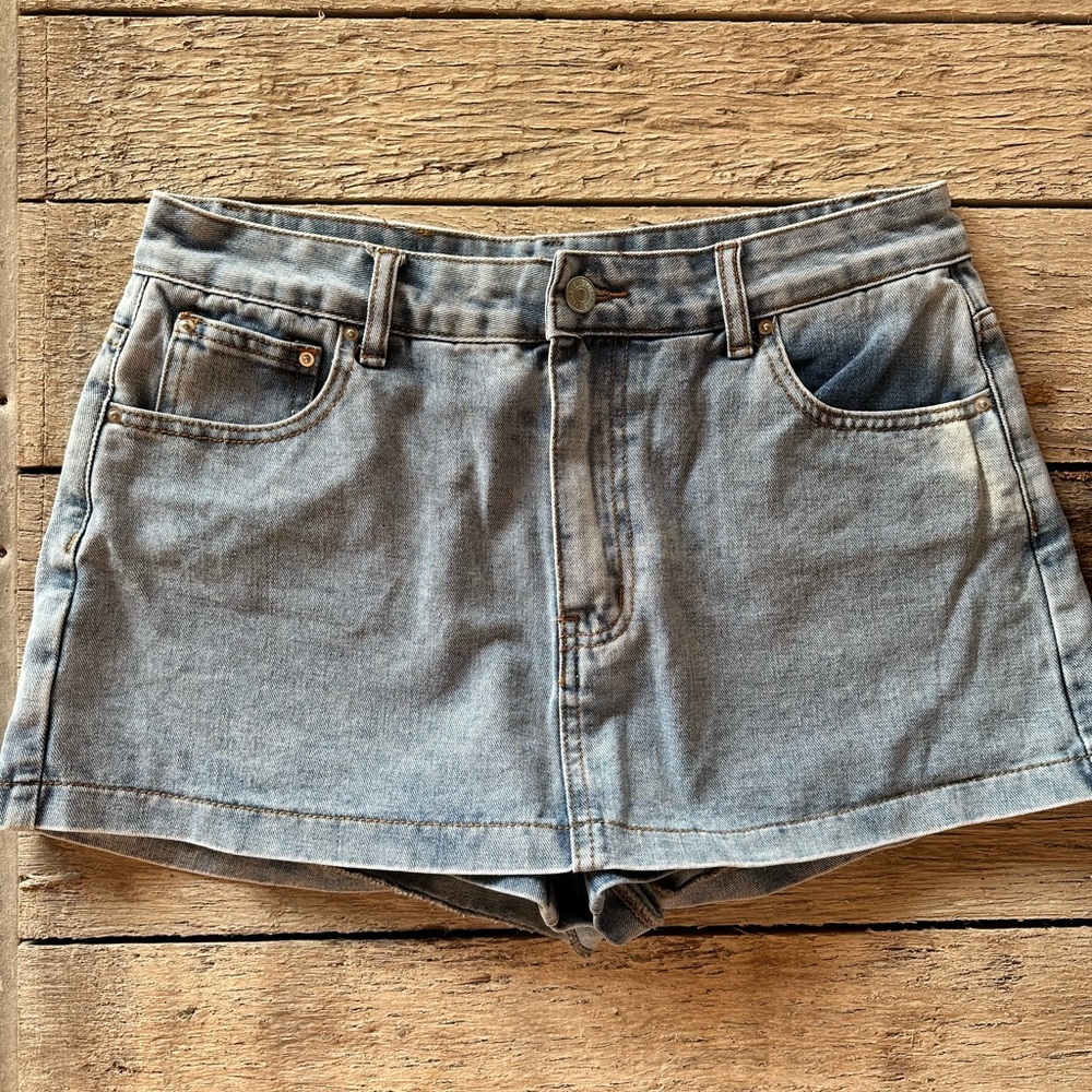 Denim skort size 32